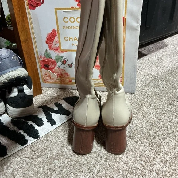 ALOHAS Cream Heeled Boots - Picture 2 of 10